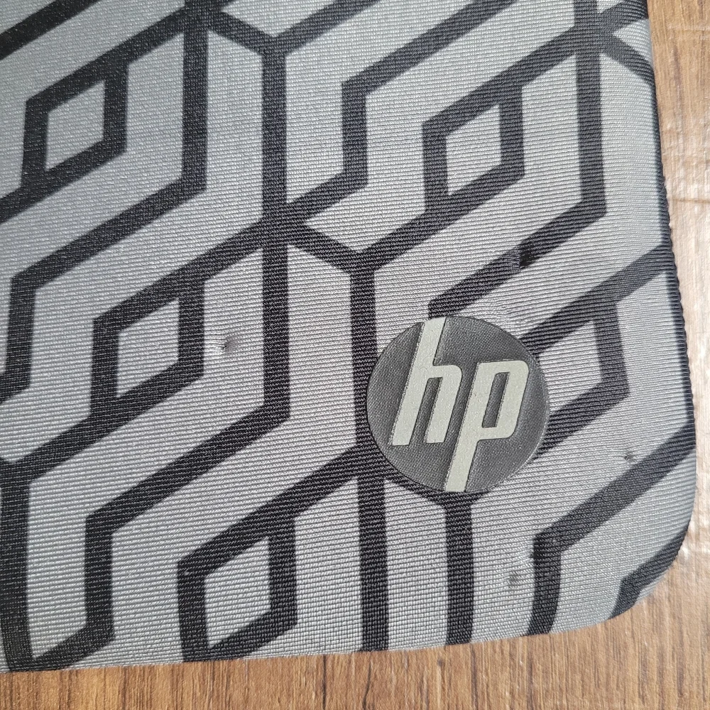 HP 14 Inch Gray Geometric Laptop Sleeve Case
